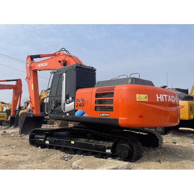2023 Hitachi ZX240-42040519