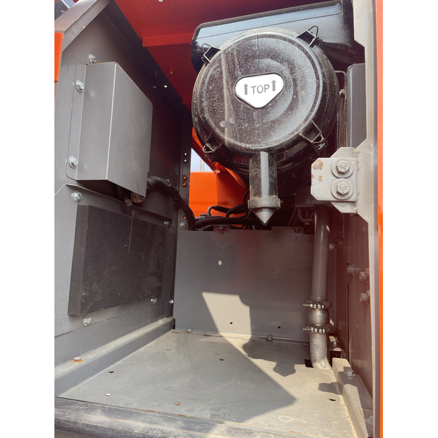 2023 Hitachi ZX240-42040520