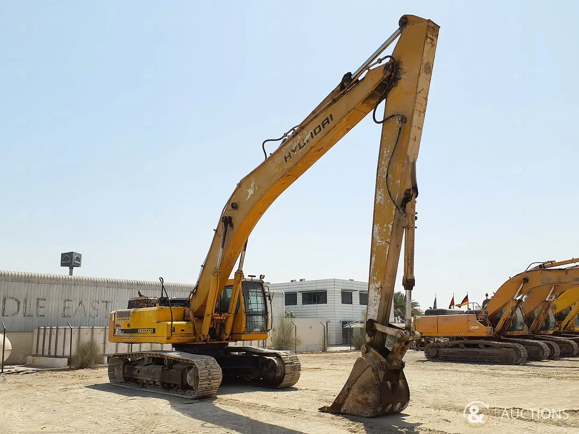 صورة ل 2004 هيونداي R450LC-7