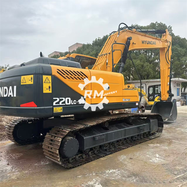 2020 هيونداي 220 LC-9S-42041390