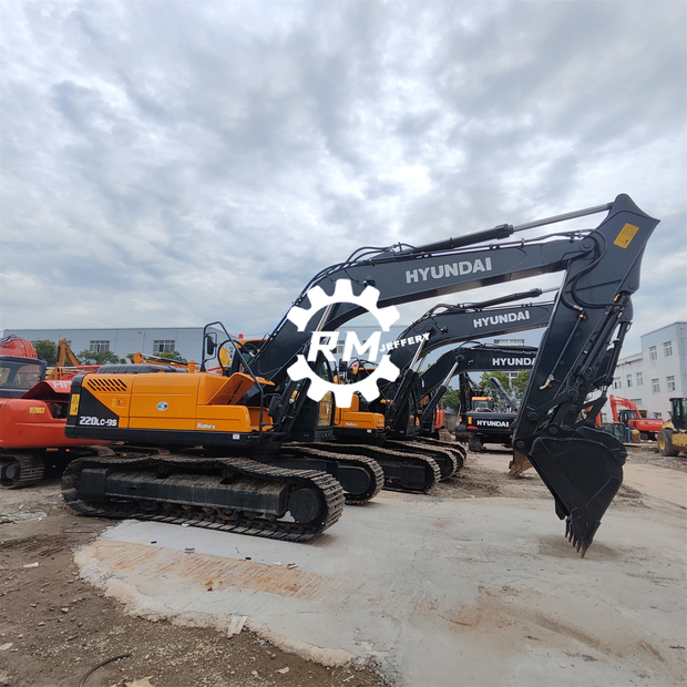 2022 Hyundai 220 LC-9S-42041392