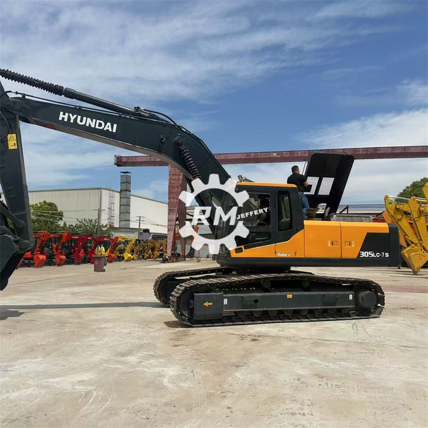 2021 هيونداي 305LC-9S-42041428