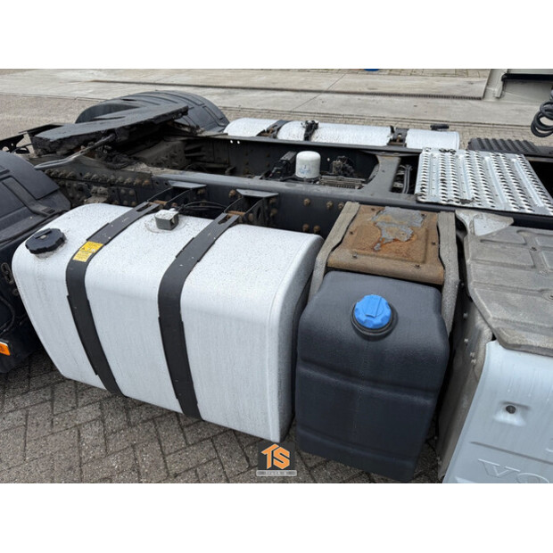 2016 Volvo FH-42041505