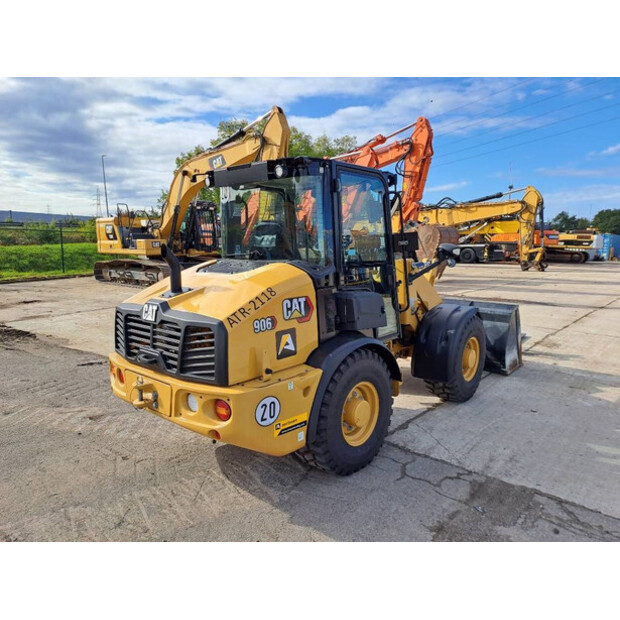 2024 Caterpillar 906-42041672