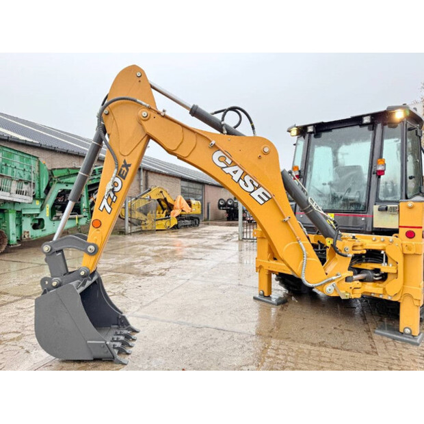 2024 كاس 770EX-42041764