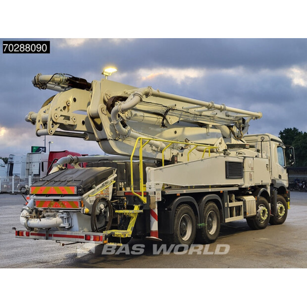 2023 Mercedes-Benz Arocs 3740-42043267