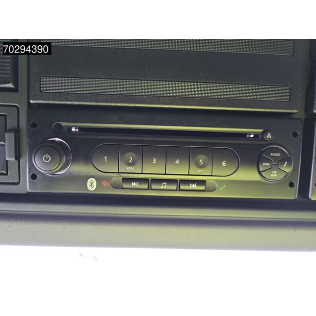 2015 رينو T520-42044976