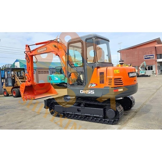 2024 دووسان DH55-42059399