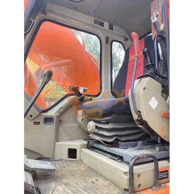 2024 Doosan DH300LC-7-42059455