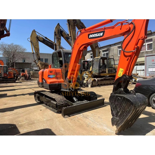 2024 دووسان DX60-9C-42059473
