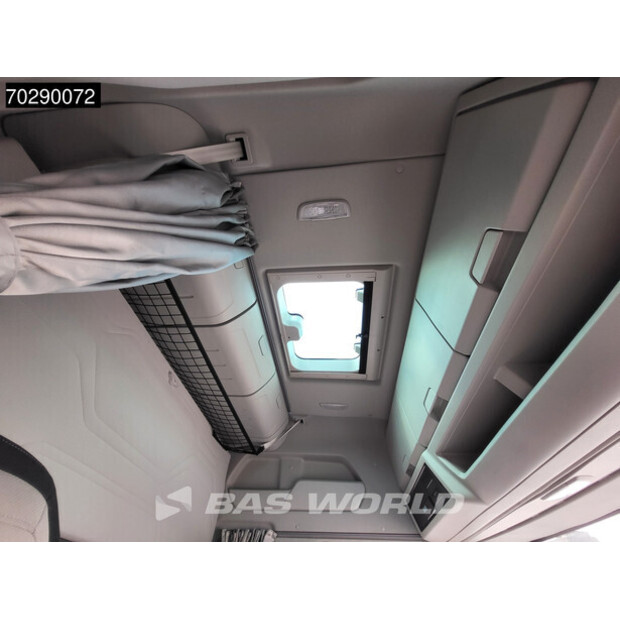 2025 Ford F-Max 500-42059847
