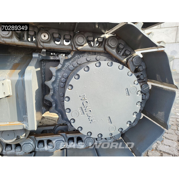 2025 هيونداي R210-42060175