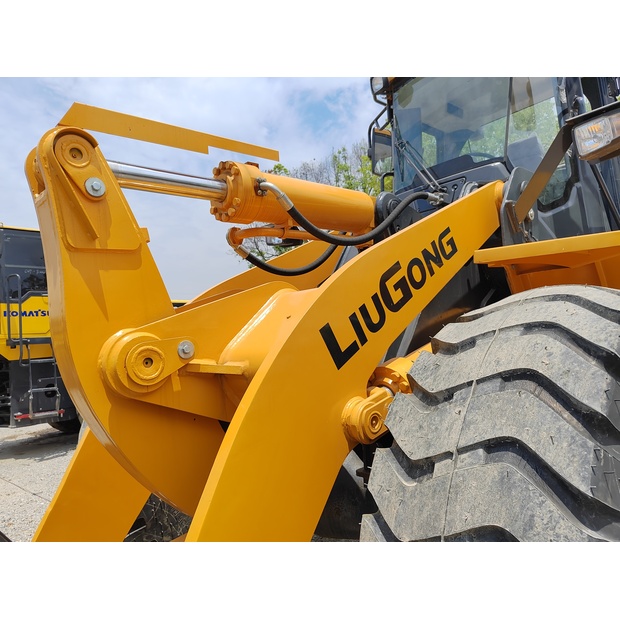 2023 LiuGong CLG856H-42061623