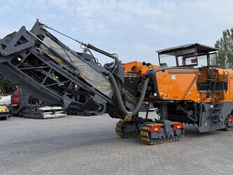 Image de Pulvérisateurs d`asphalte 2015 Wirtgen W 250i À vendre à Pays-Bas