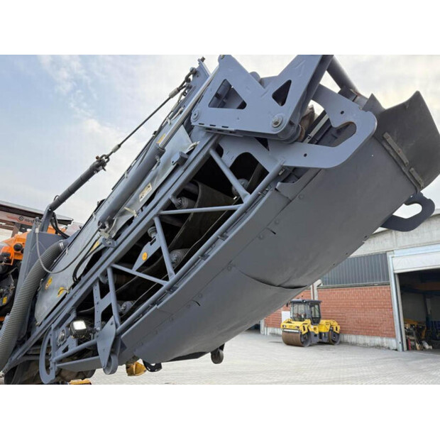 2015 Wirtgen W 250i-42061710