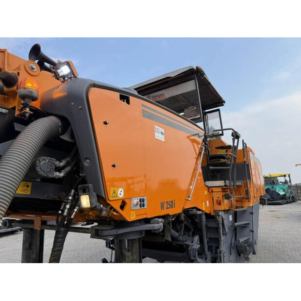 2015 Wirtgen W 250i-42061733