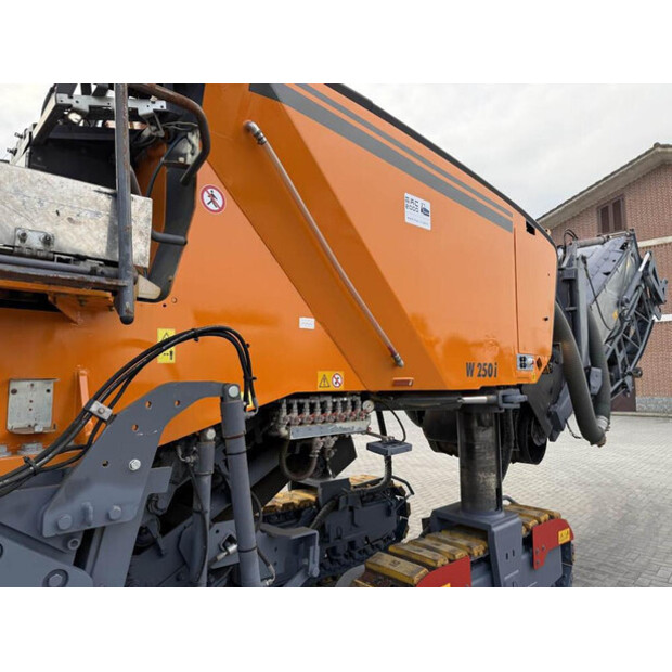 2015 Wirtgen W 250i-42061765