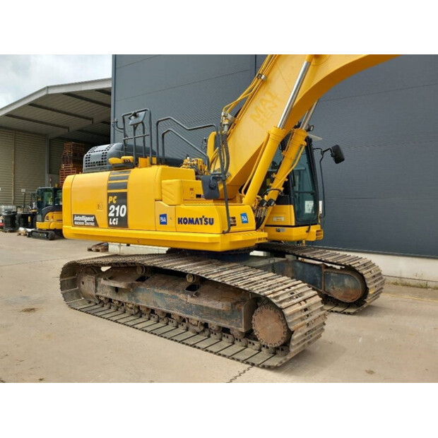 2018 Komatsu PC210LCI-11-42061970