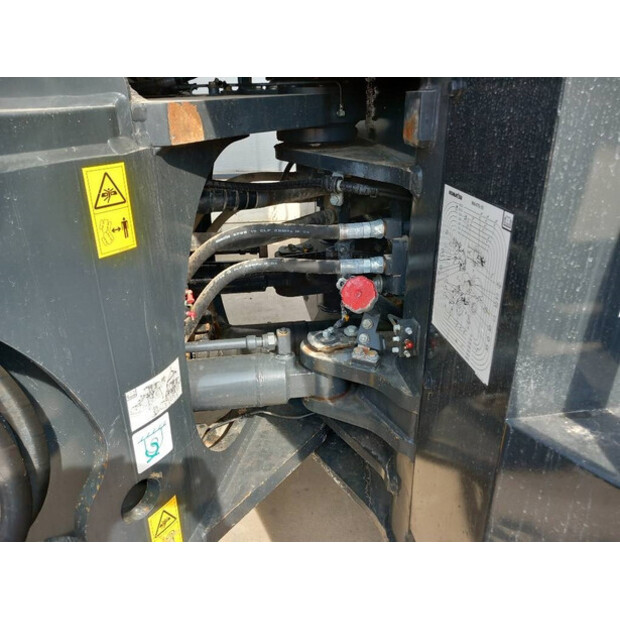 2020 Komatsu WA475-10-42062052