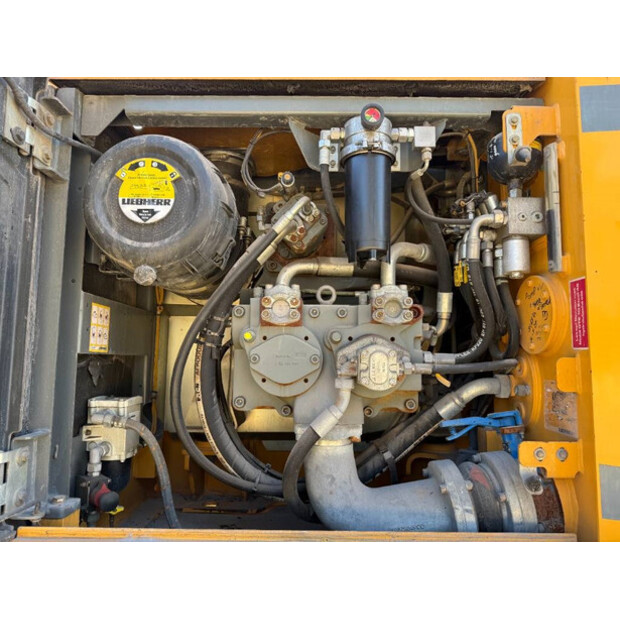 2015 Liebherr R946 S HD-42062093