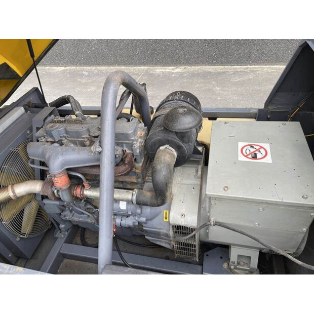 2011 Atlas-Copco QAX 40-42062116