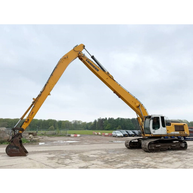 2007 ليبهير R944C-42062424