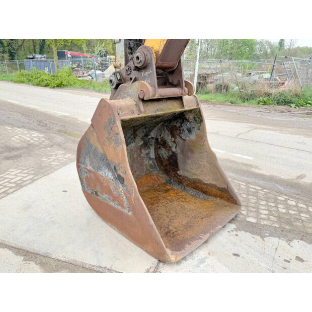 2007 ليبهير R944C-42062448