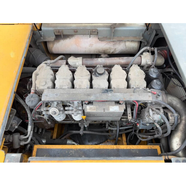 2007 ليبهير R944C-42062455