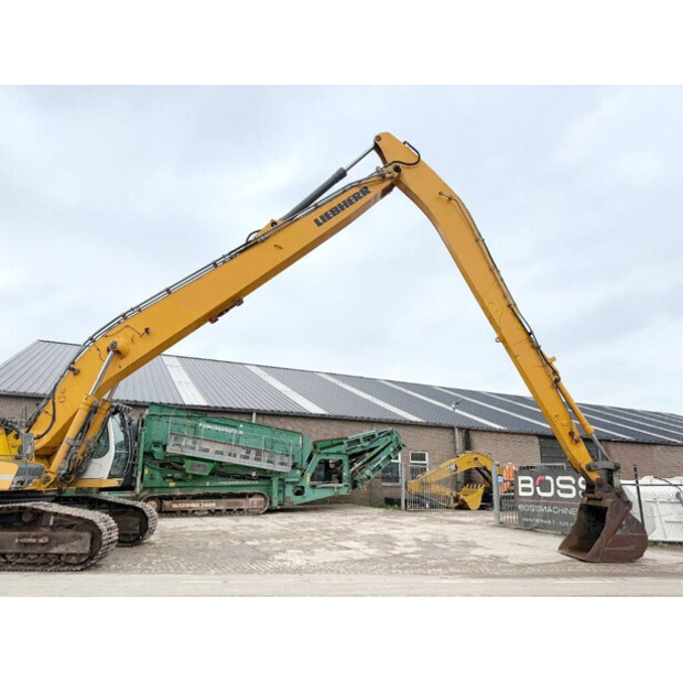 2007 ليبهير R944C-42062476