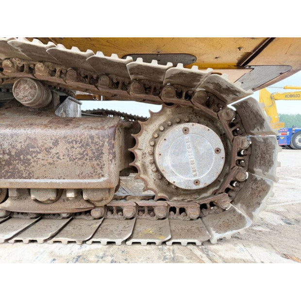 2007 ليبهير R944C-42062481