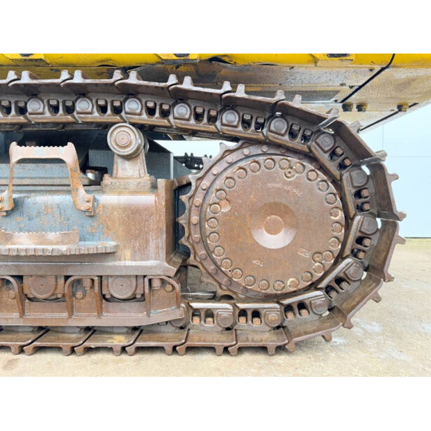 2015 Komatsu PC700LC-8-42062605