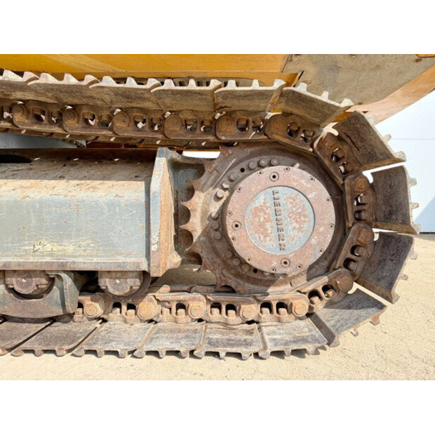 2018 ليبهير R926LC-42062655
