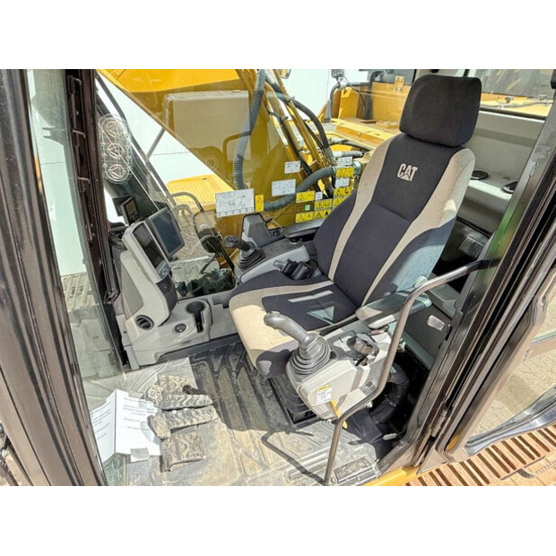 2018 كاتربيلر 323FL-42062887