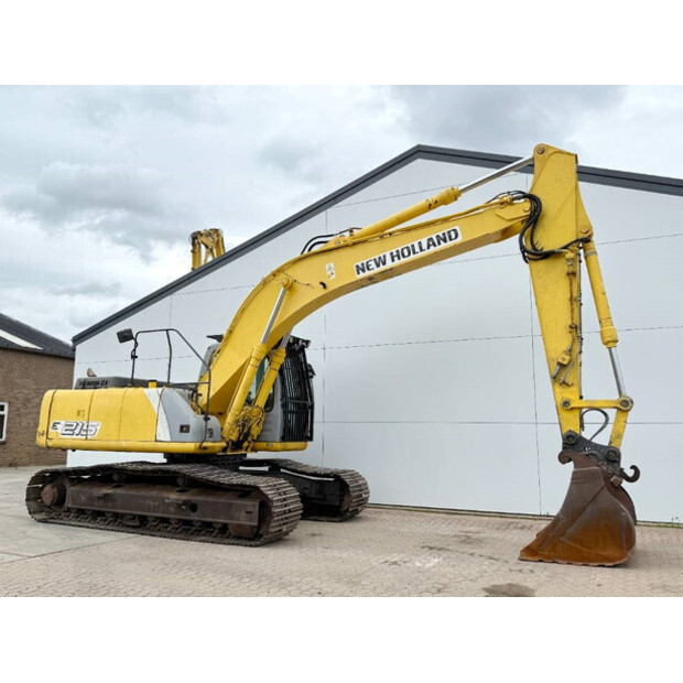 2005 New Holland E215LC-42062977