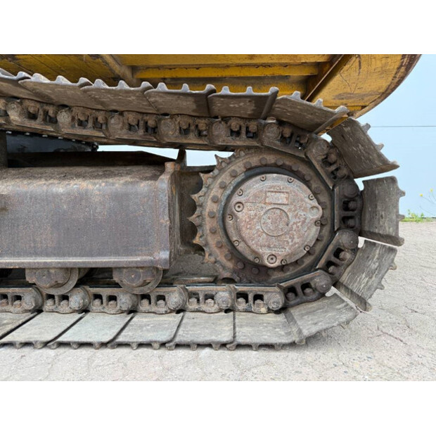 2005 New Holland E215LC-42062990