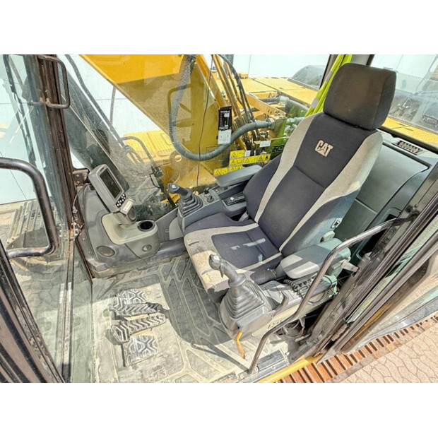 2010 كاتربيلر 320DL-42063037
