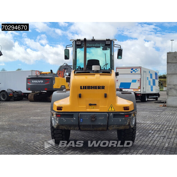 2015 ليبهير L514-42063238