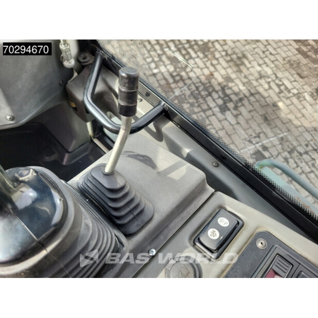 2015 ليبهير L514-42063268