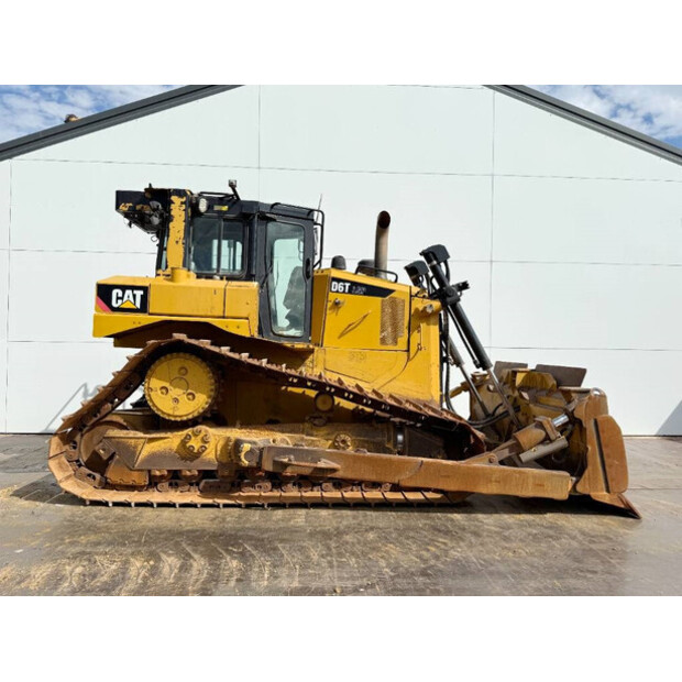 2015 Caterpillar D6T LGP-42063330