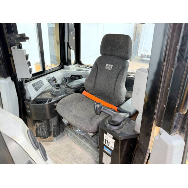 2015 Caterpillar D6T LGP-42063332