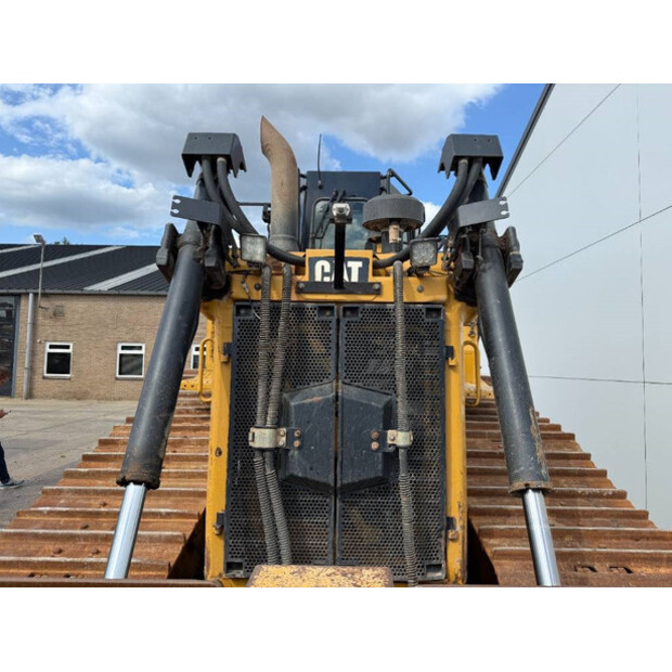 2015 Caterpillar D6T LGP-42063345