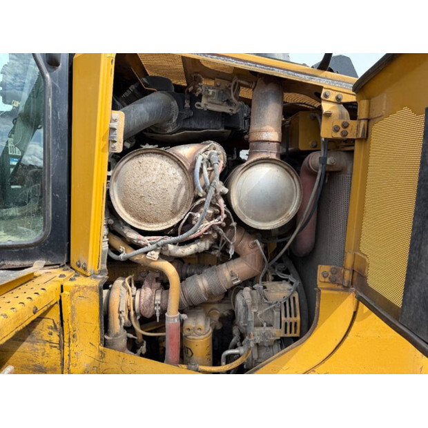 2015 Caterpillar D6T LGP-42063347