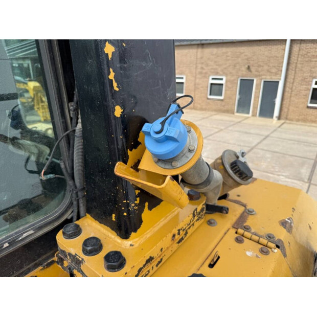 2015 Caterpillar D6T LGP-42063349