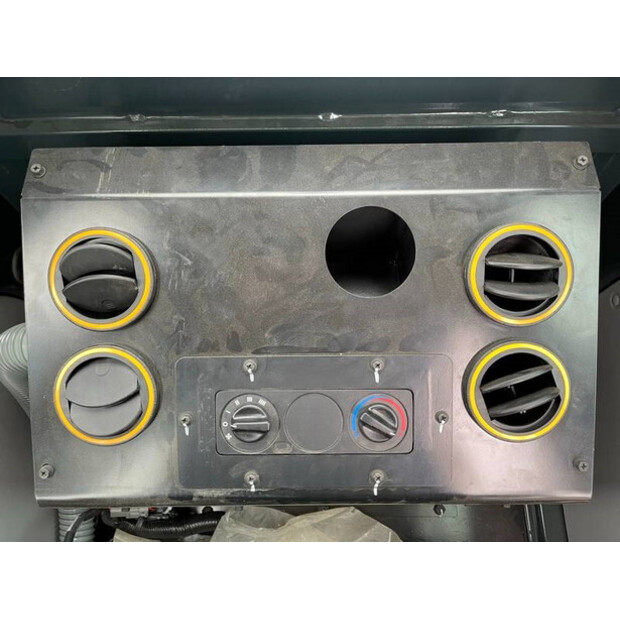 2025 Hyundai R245LR-42063541