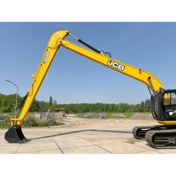 2025 JCB 245HDLR-42063595