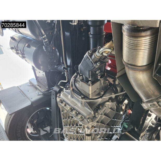 2023 فولفو FE 320-42064126