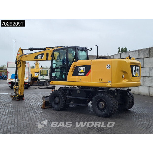 2016 Caterpillar M320F-42064253