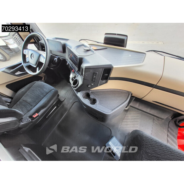 2017 مرسيدس بنز Actros 1842-42064461