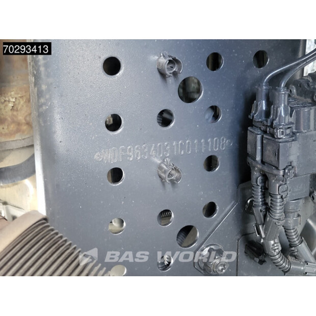 2017 مرسيدس بنز Actros 1842-42064476