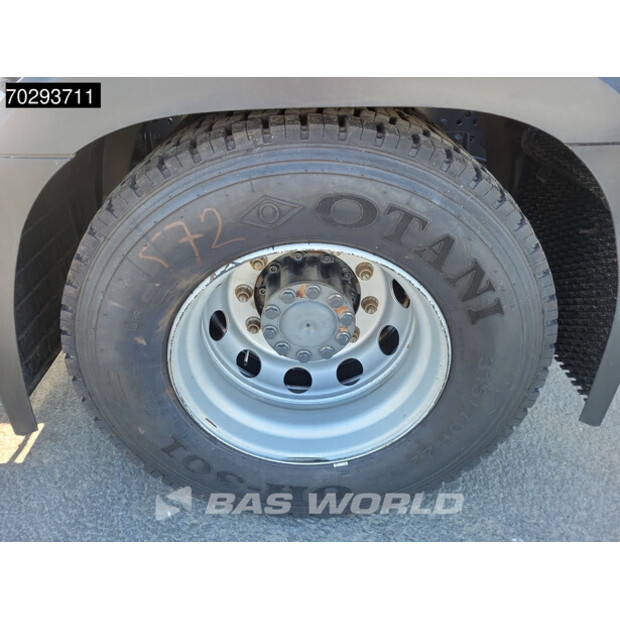 2023 Mercedes-Benz Actros 1848-42064493